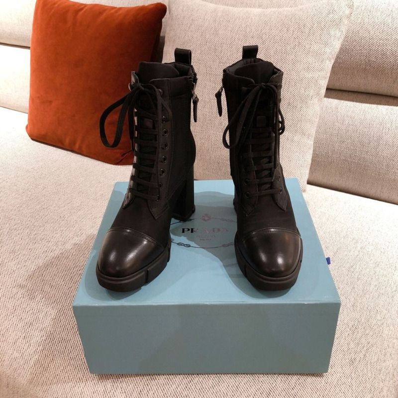 Pra*a black high boots