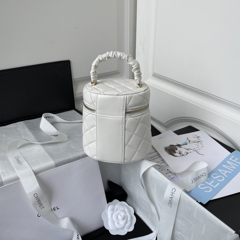 Ch*el white small bucket 13.5cm-13.5cm-11.5cm