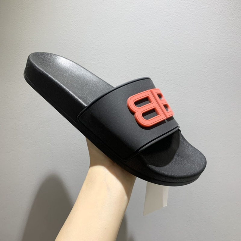 Ba*len*cia*ga pool slides 3d bb logo red black