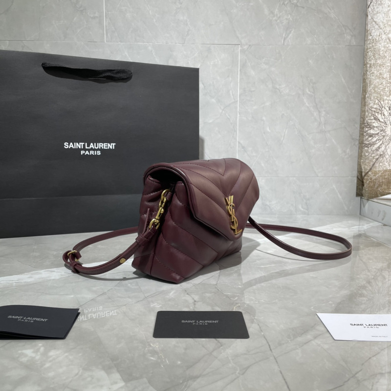 Saint Laurent Mini Version Crossbody Bag Cowhide Gold 20×14×7cm Burgundy