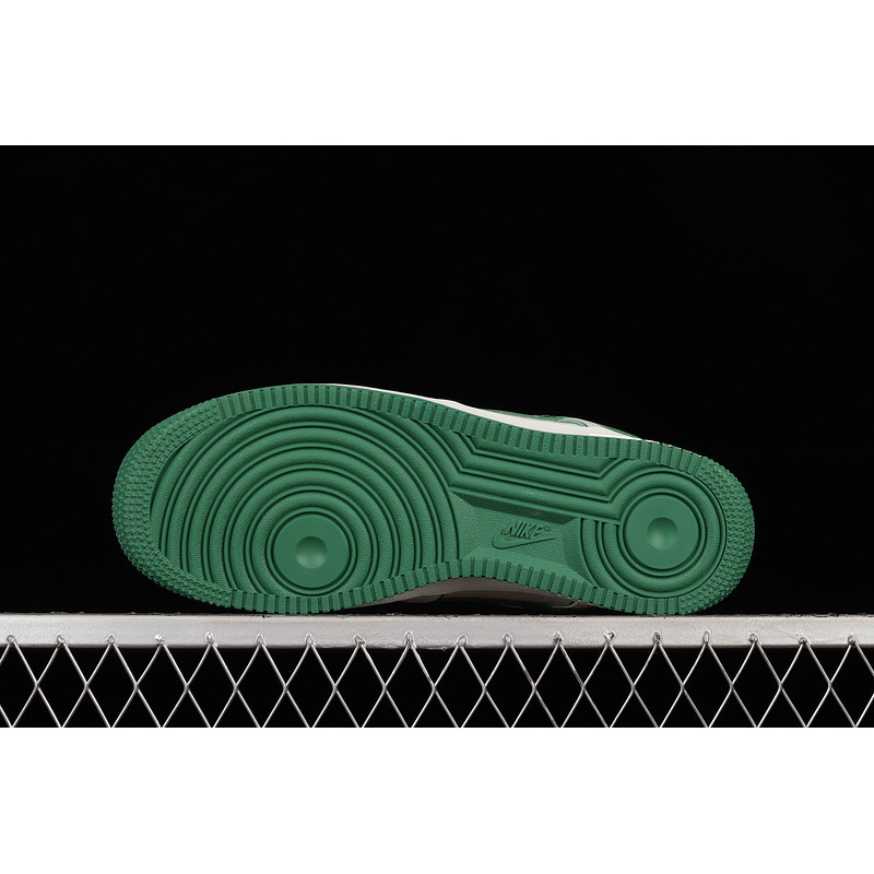 Nike Air Force 1 07 Low x Yankees White Green BS8806-533