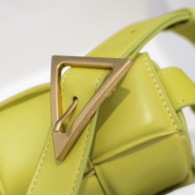 Bo*te*ga ve*ne*ta padded cassette leather shoulder bag yellow