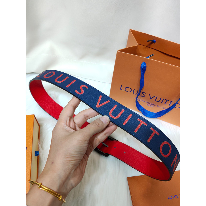l**is V*t*n black lock belt red