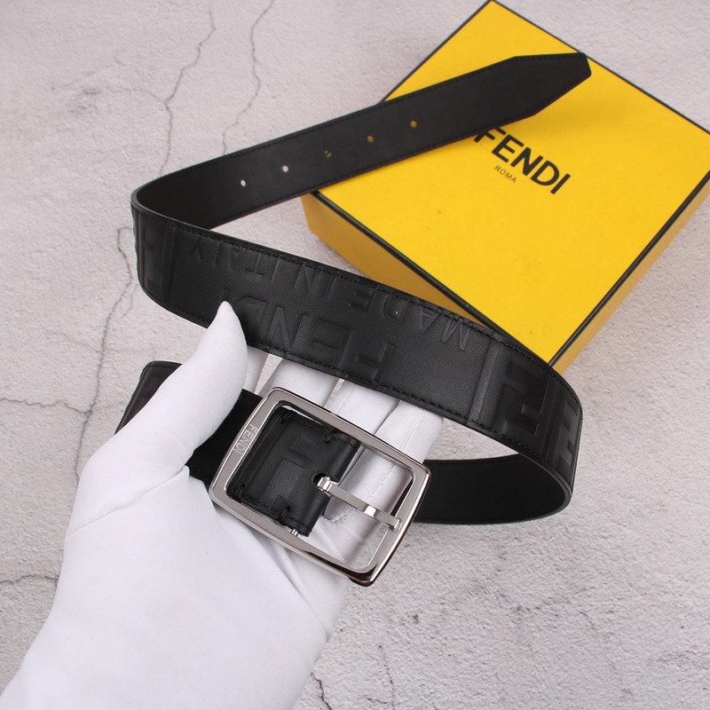 F**di silver logo belt