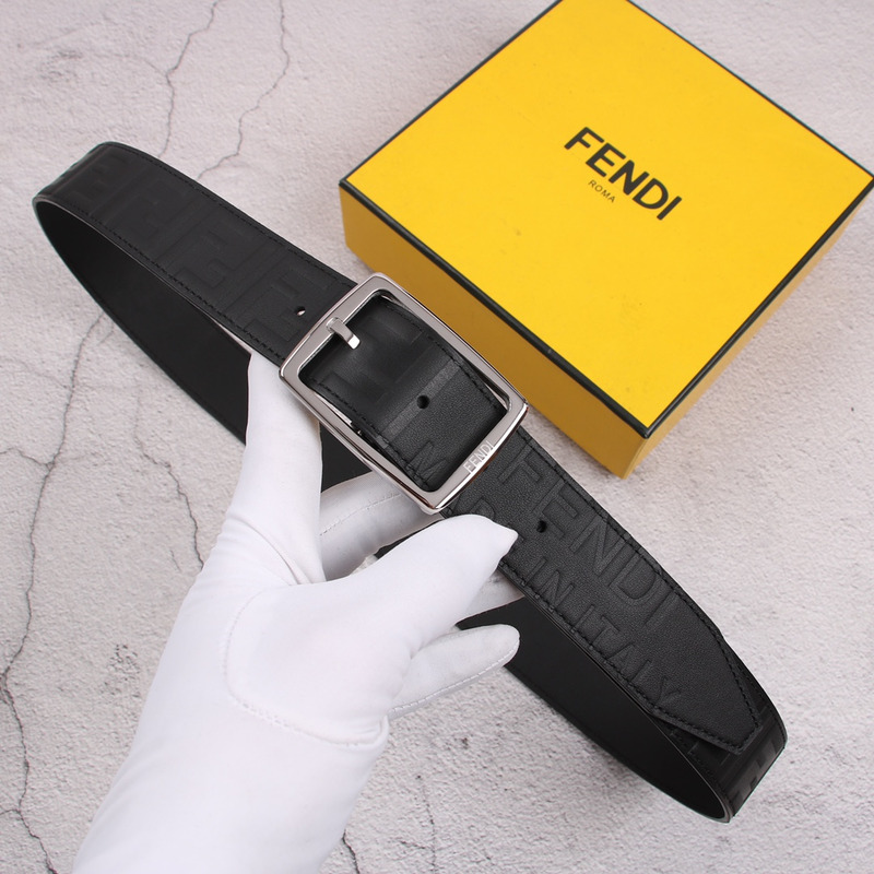 F**di silver logo belt