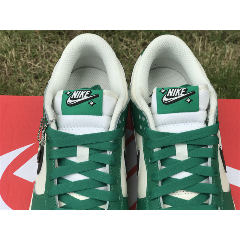 Nike Dunk Low SE