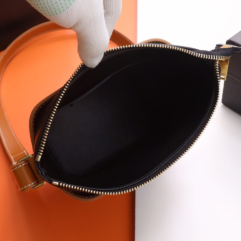 Saint Laurent Aphile Bucket Crossbody Leather Black