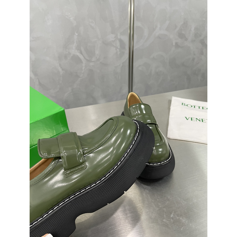 Bo*te*ga ve*ne*ta the bounce loafer green