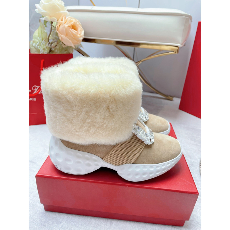 roger u1u1er light socks strass buckle ankle boots in brown