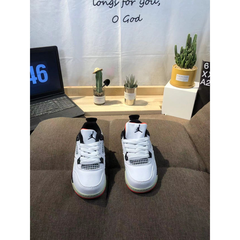 Jordan 4 Retro PS