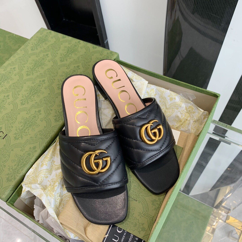 G*u*i women