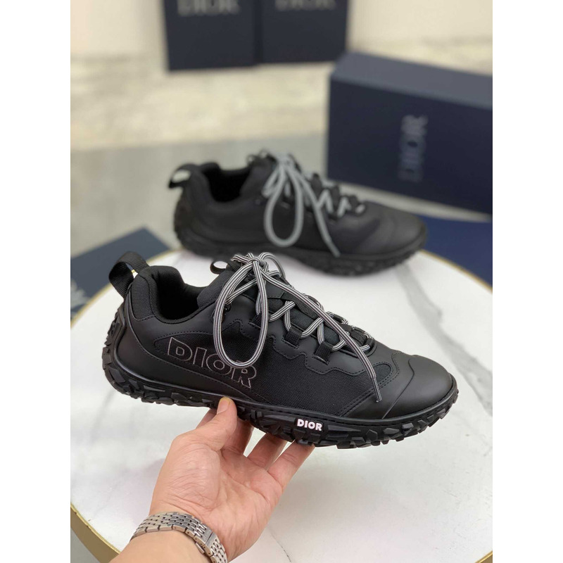 D*or b28 low top sneakers beige and black oblique black rubber