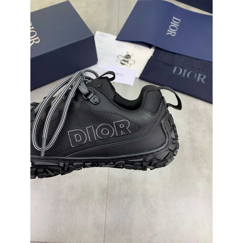D*or b28 low top sneakers beige and black oblique black rubber