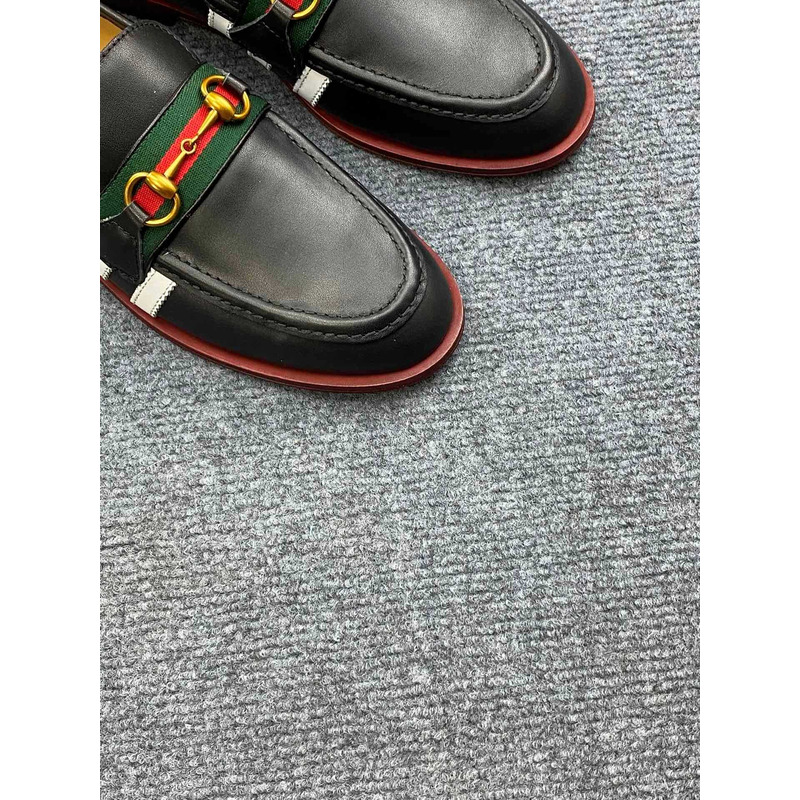 G*u*i horsebit leather loafers in black