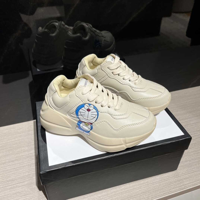 G*u*i x doraemon kids sneakers white
