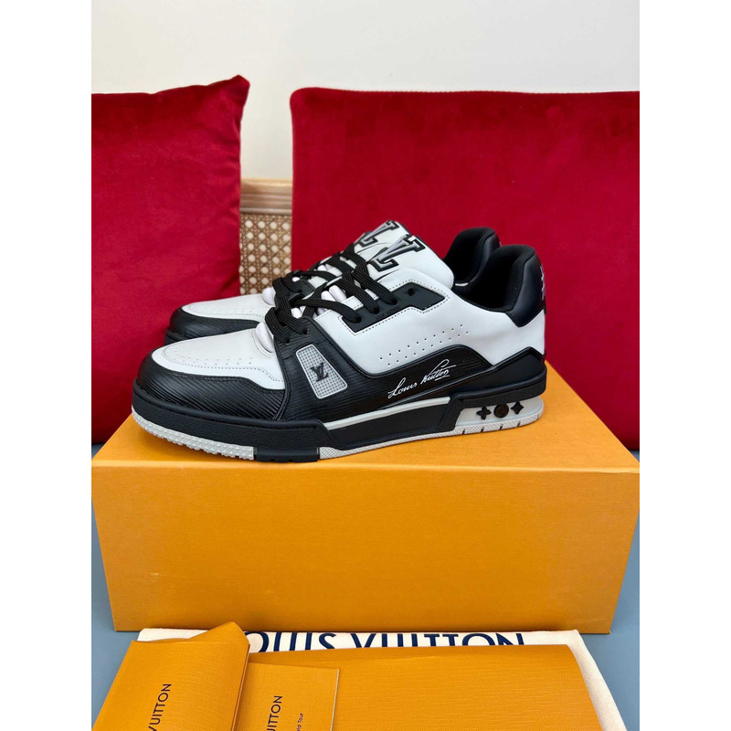 l**is V*t*n trainer sneakers black and white