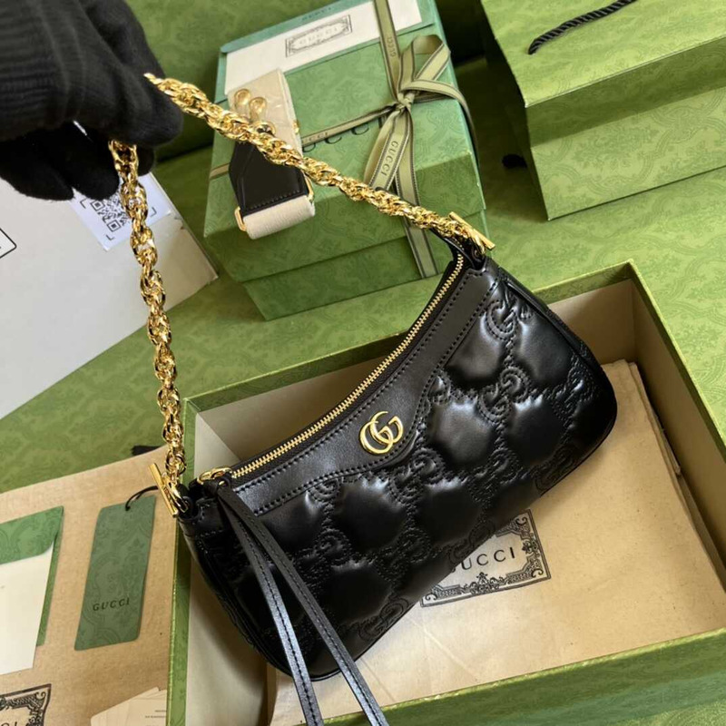 G*u*i gg matelasse leather bag black
