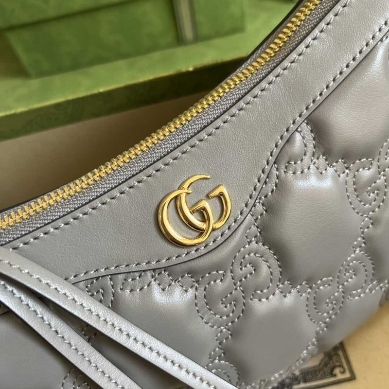 G*u*i gg matelasse leather bag gray