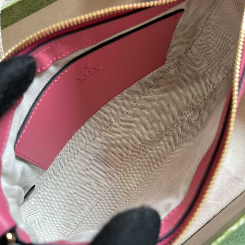 G*u*i gg matelasse leather bag hot pink