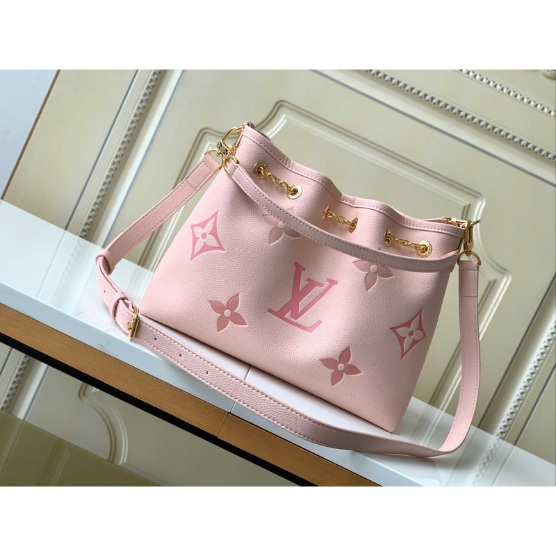 l**is V*t*n lv by the pool summer bundle pink