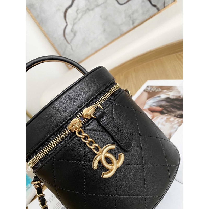 Ch*el black lychee cowhide gold chain portable oblique back cigarette case small waste bag