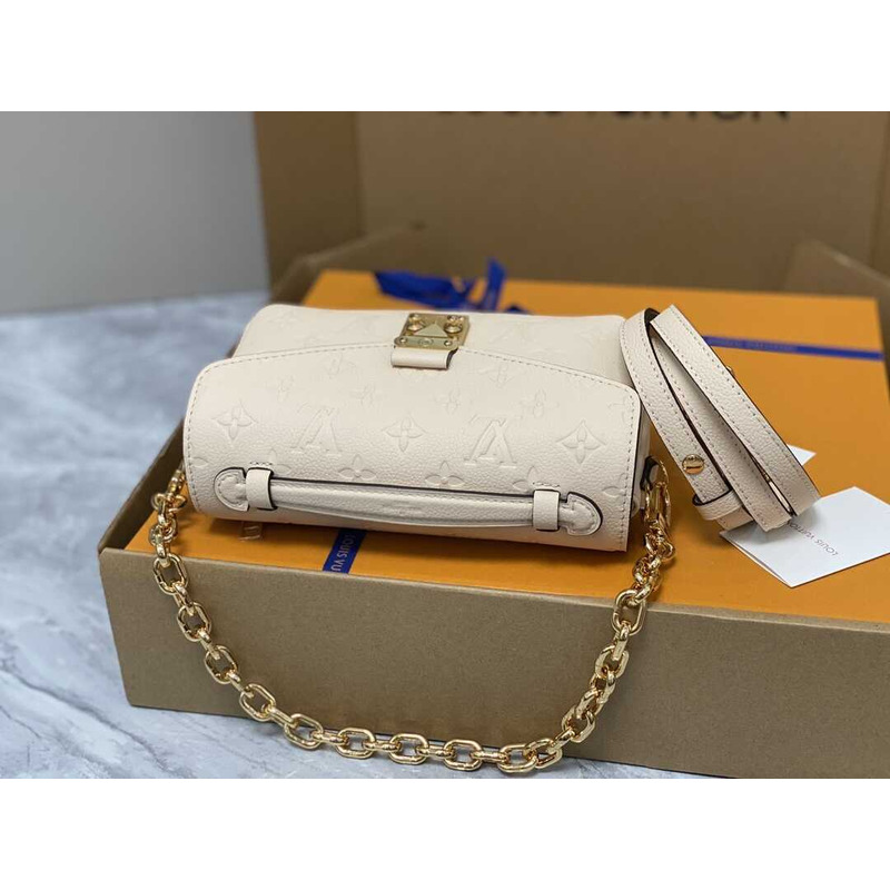 l**is V*t*n pochette métis east west white