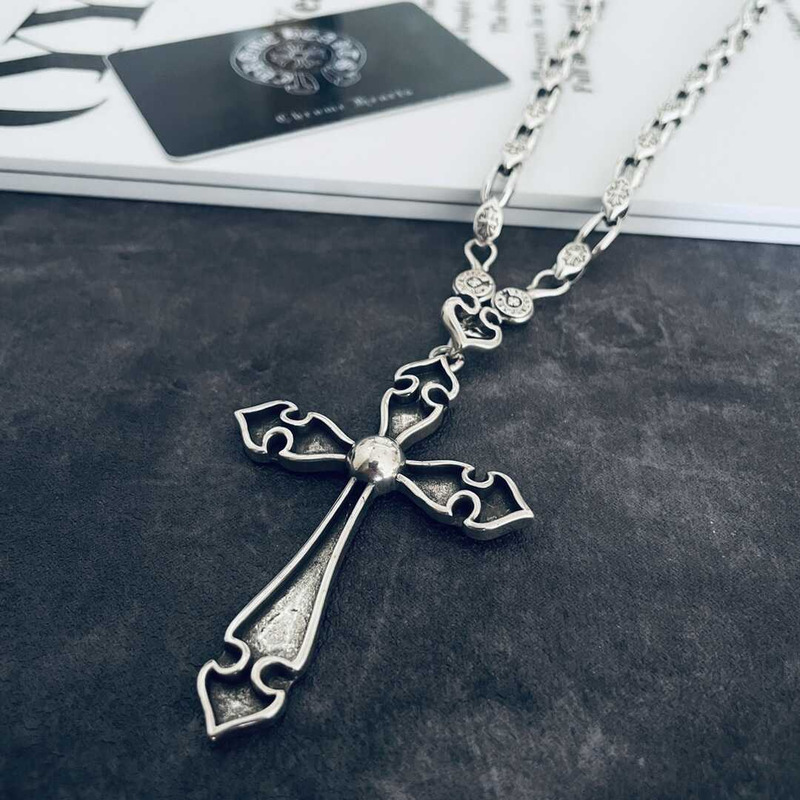 Ch*0me heart spade cross large cross llower-shaped necklace