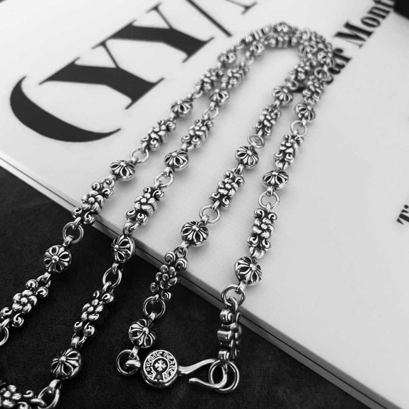 Ch*0me He**ts sterling silver necklace