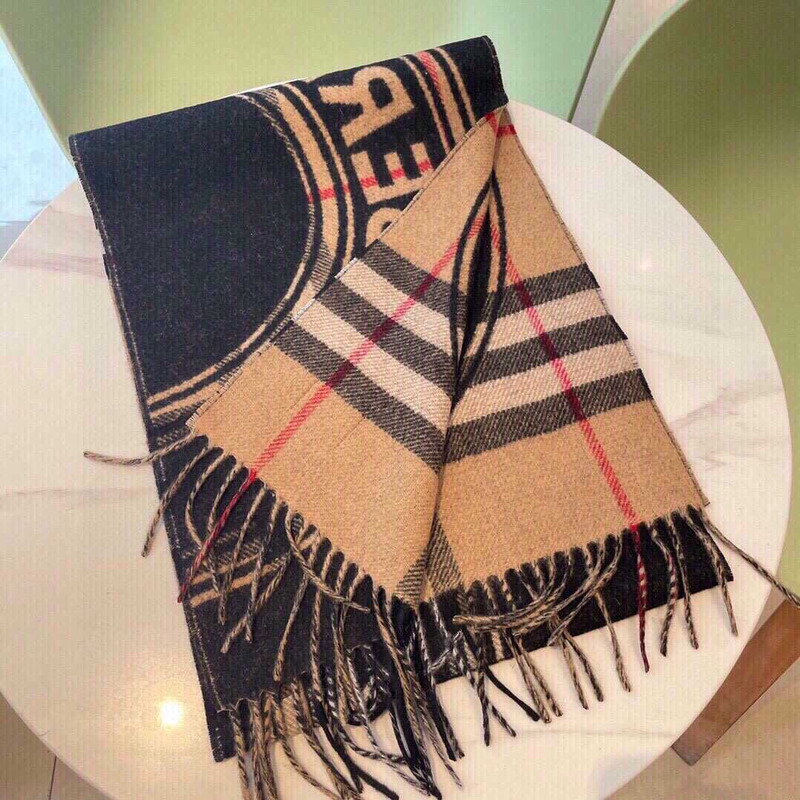 B**rry inverness check scarf brown and dark blue