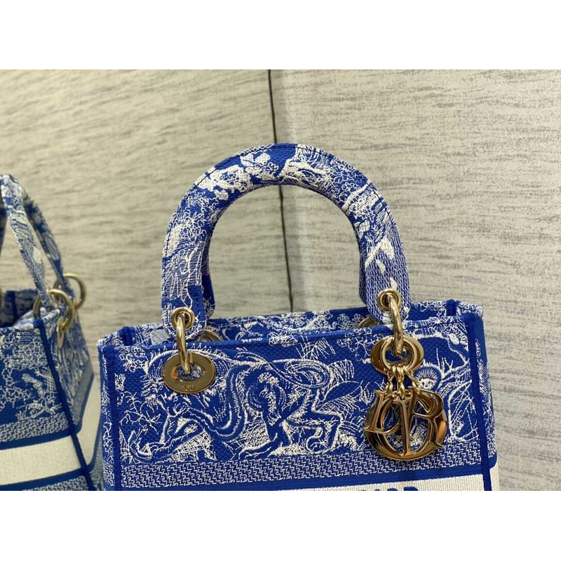 D*or medium lady d-lite bag embroidery blue and white