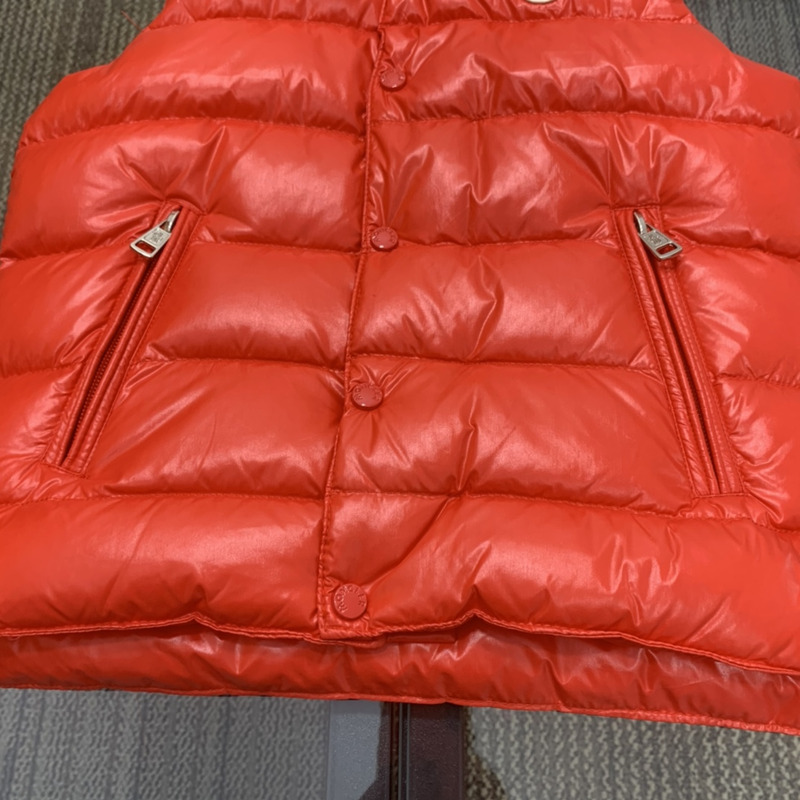 Moncler Kids Bormes Down Vest Red