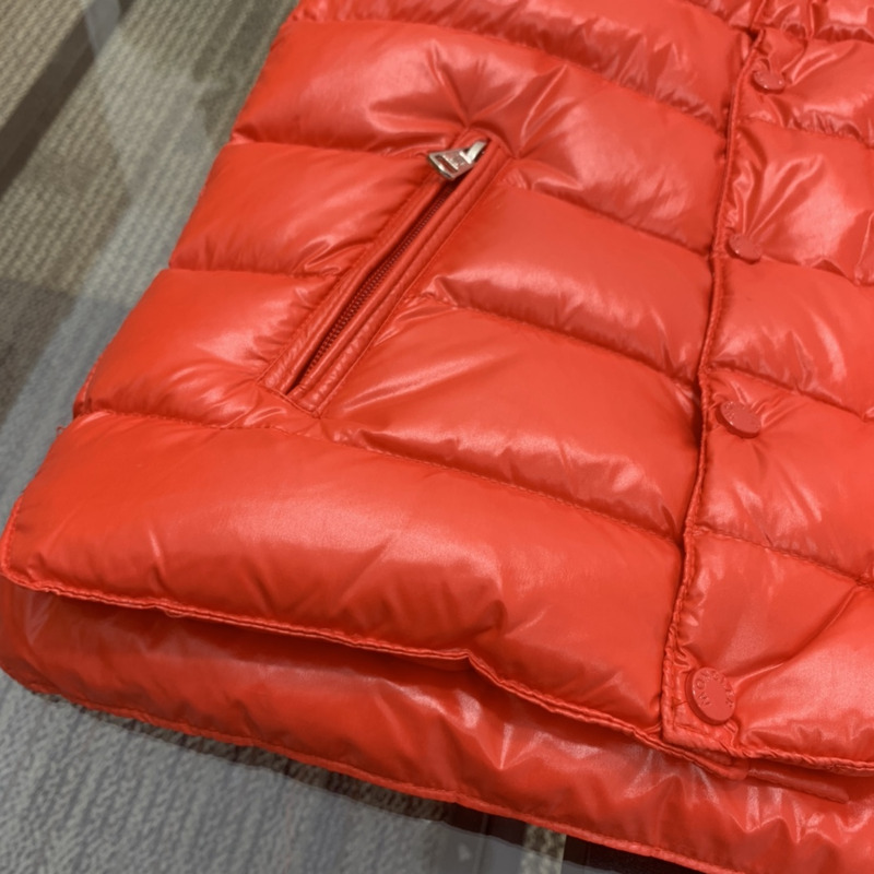 Moncler Kids Bormes Down Vest Red