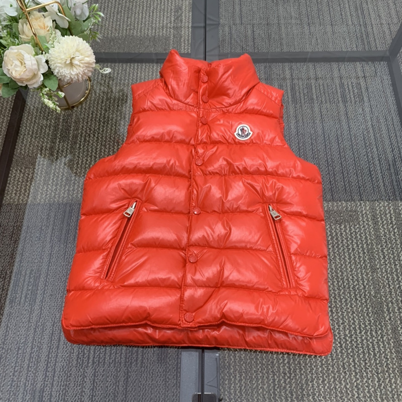 Moncler Kids Bormes Down Vest Red