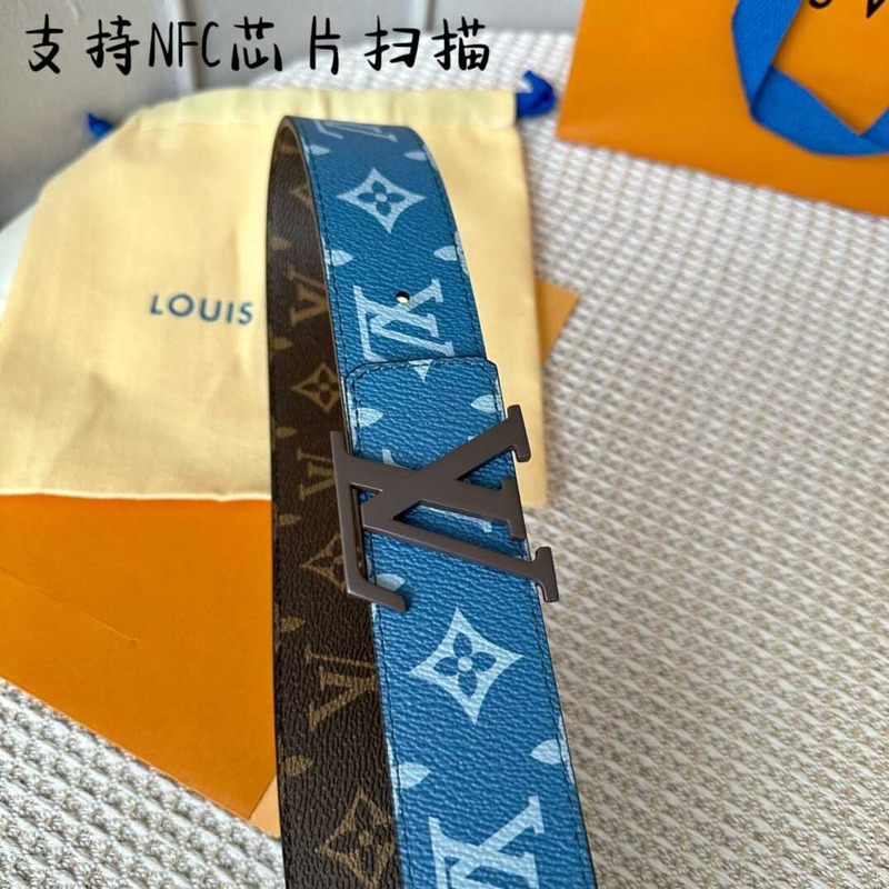 l**is V*t*n initiales 40mm reversiblet with brown lv initials buckle monogram canvas/blue