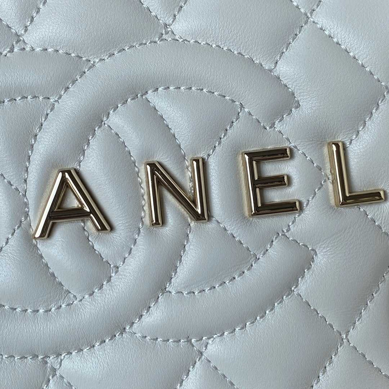 Ch*el star handbag lambskin white