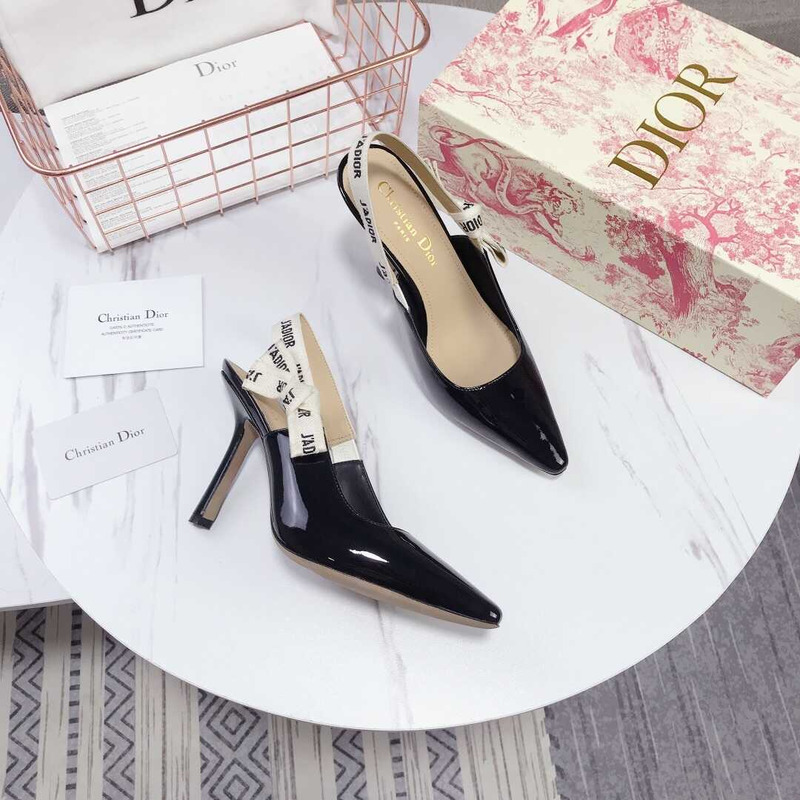 D*or patent ribbon j\