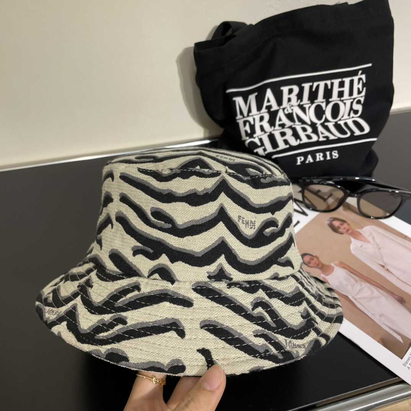 F**di tiger stripes bucket cap