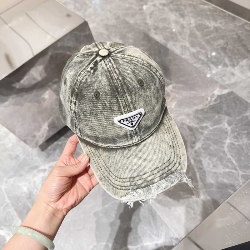 Pra*a denim baseball cap black and white
