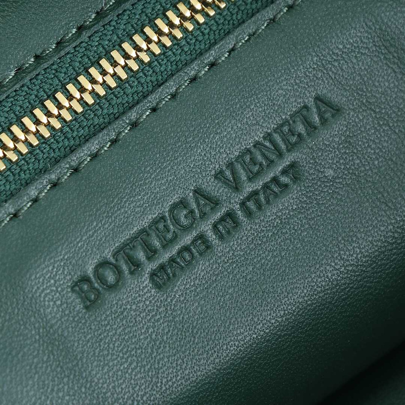 Bo*te*ga ve*ne*ta small jodie intrecciato leather shoulder bag inkwell