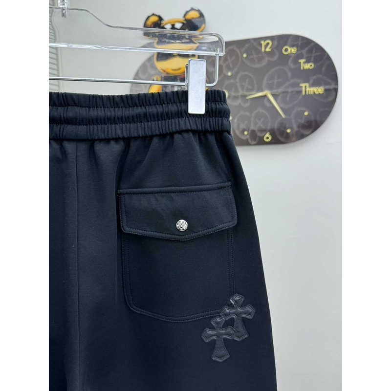 Ch*0me heart logo-print shorts in black