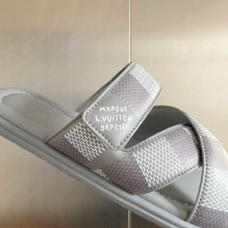 l**is V*t*n venice mule in grey