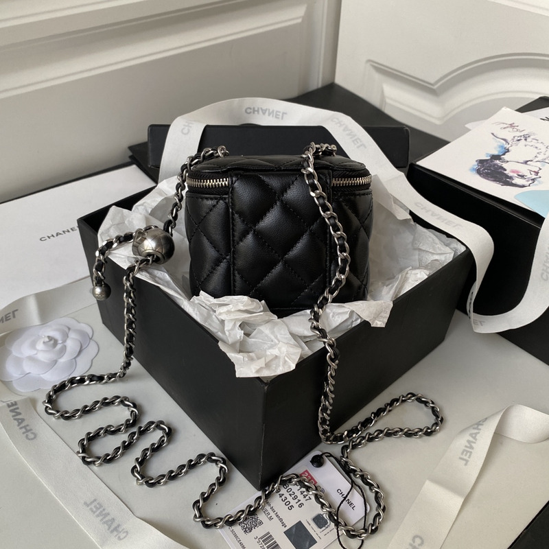 Ch*el rhombus sheepskin leather chain shoulder silver buckle chain belt shoulder bag black
