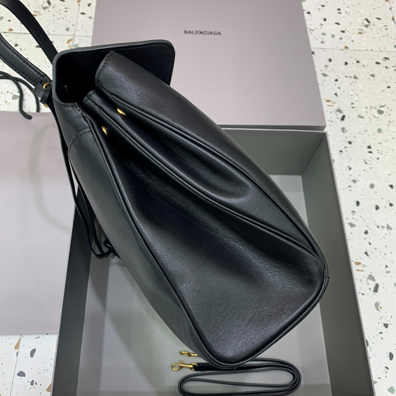 Ba*len*cia*ga rodeo large bag calfskin black