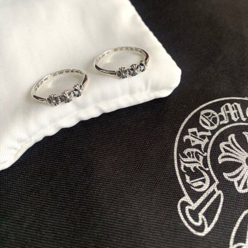Ch*0me heart cross ring