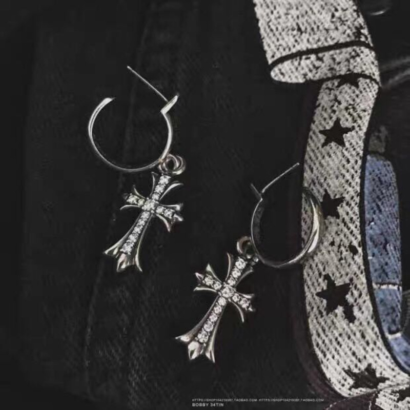 Ch*0me heart cross earrings