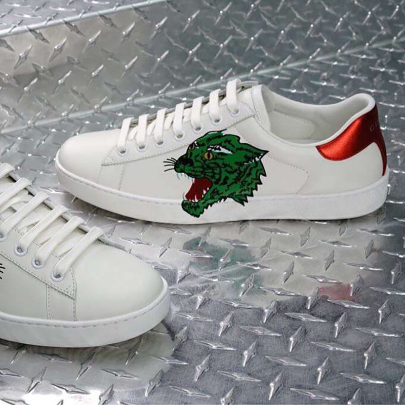 G*u*i ace tiger print sneaker in white