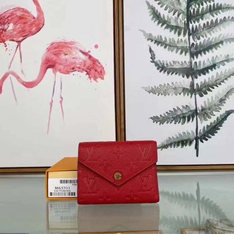 l**is V*t*n monogram wallet