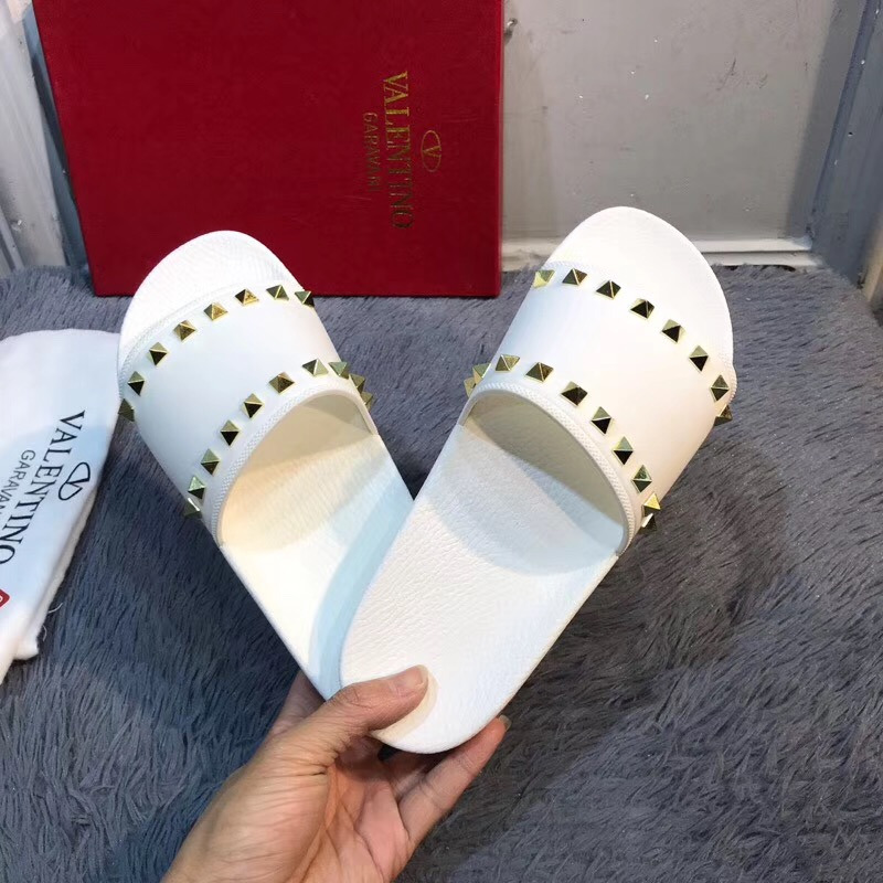 Valentino Rockstud Rubber Sandal(White)