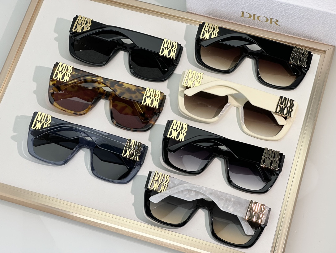 D10r Glasses