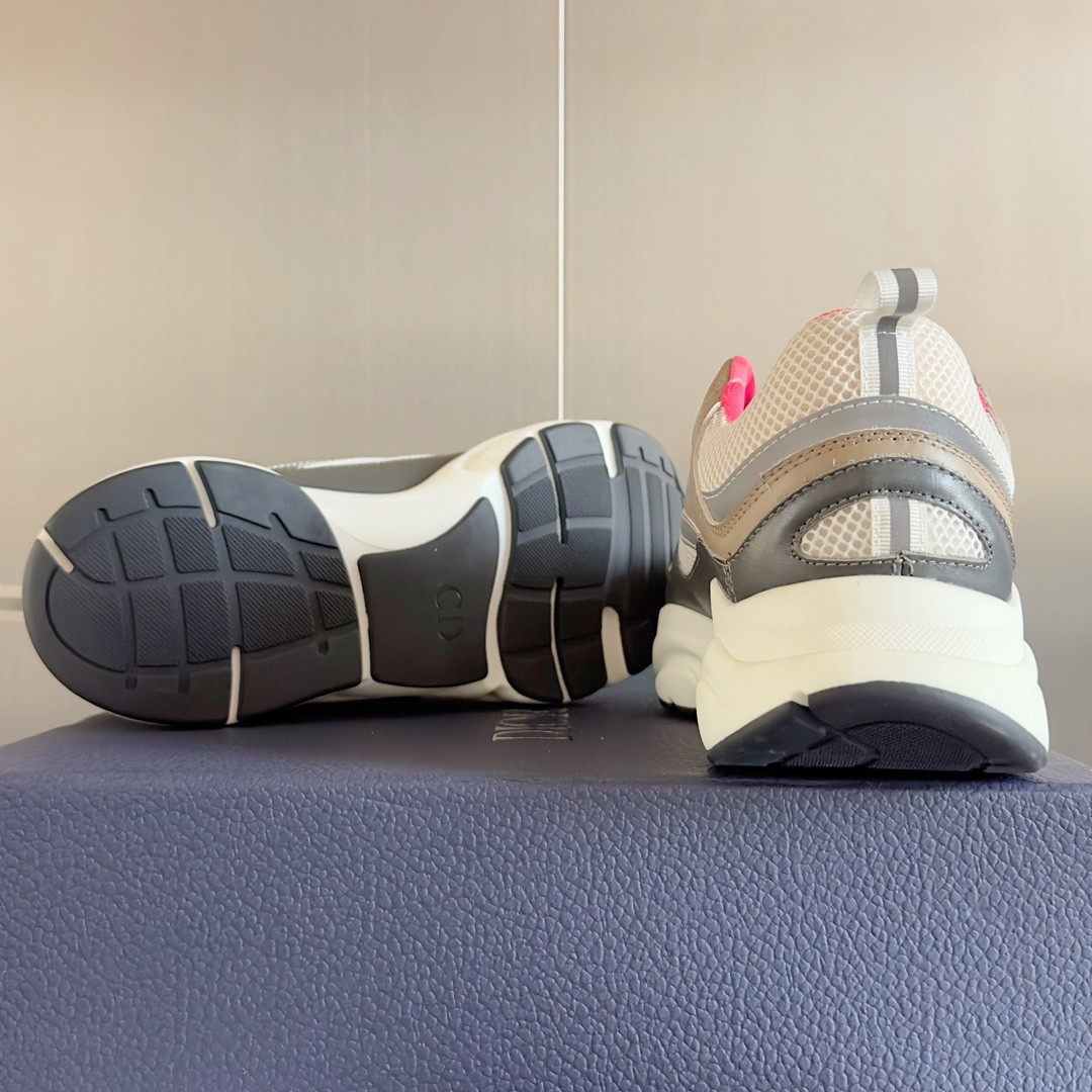 UA D10r B22 Sneaker
